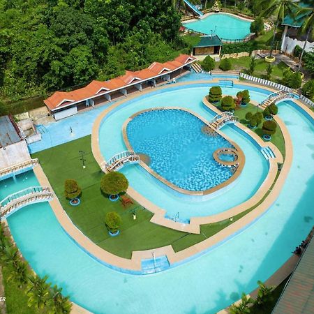 Hidden Valley Mountain And Wavepool Resort Pinamungahan Kültér fotó