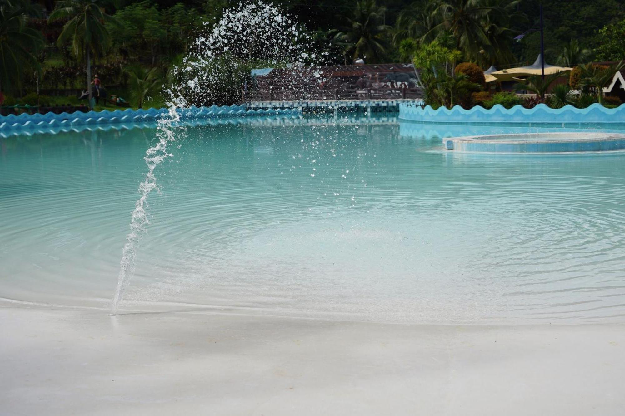 Hidden Valley Mountain And Wavepool Resort Pinamungahan Kültér fotó