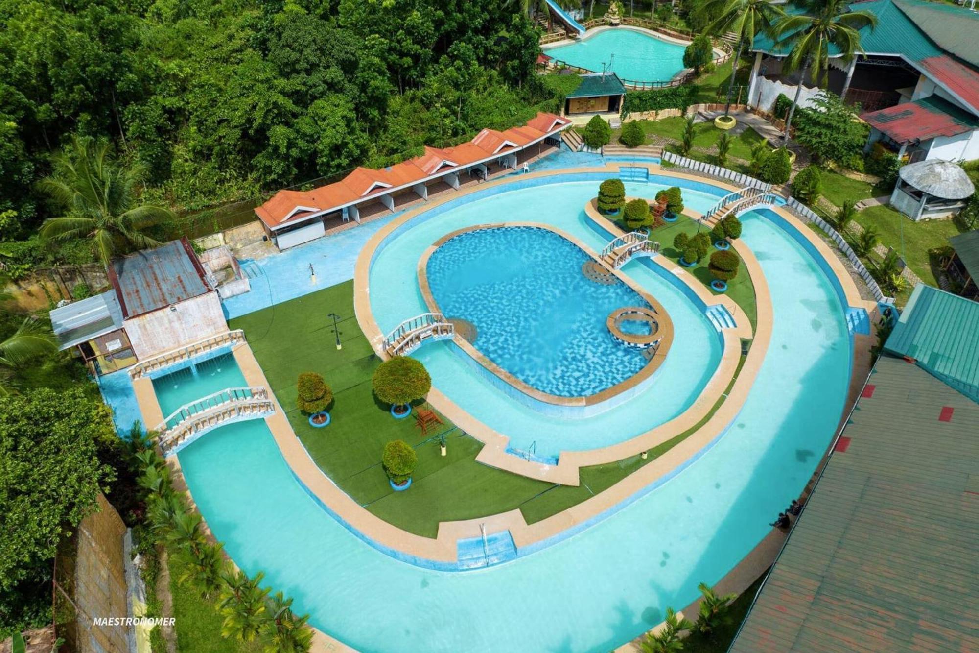 Hidden Valley Mountain And Wavepool Resort Pinamungahan Kültér fotó