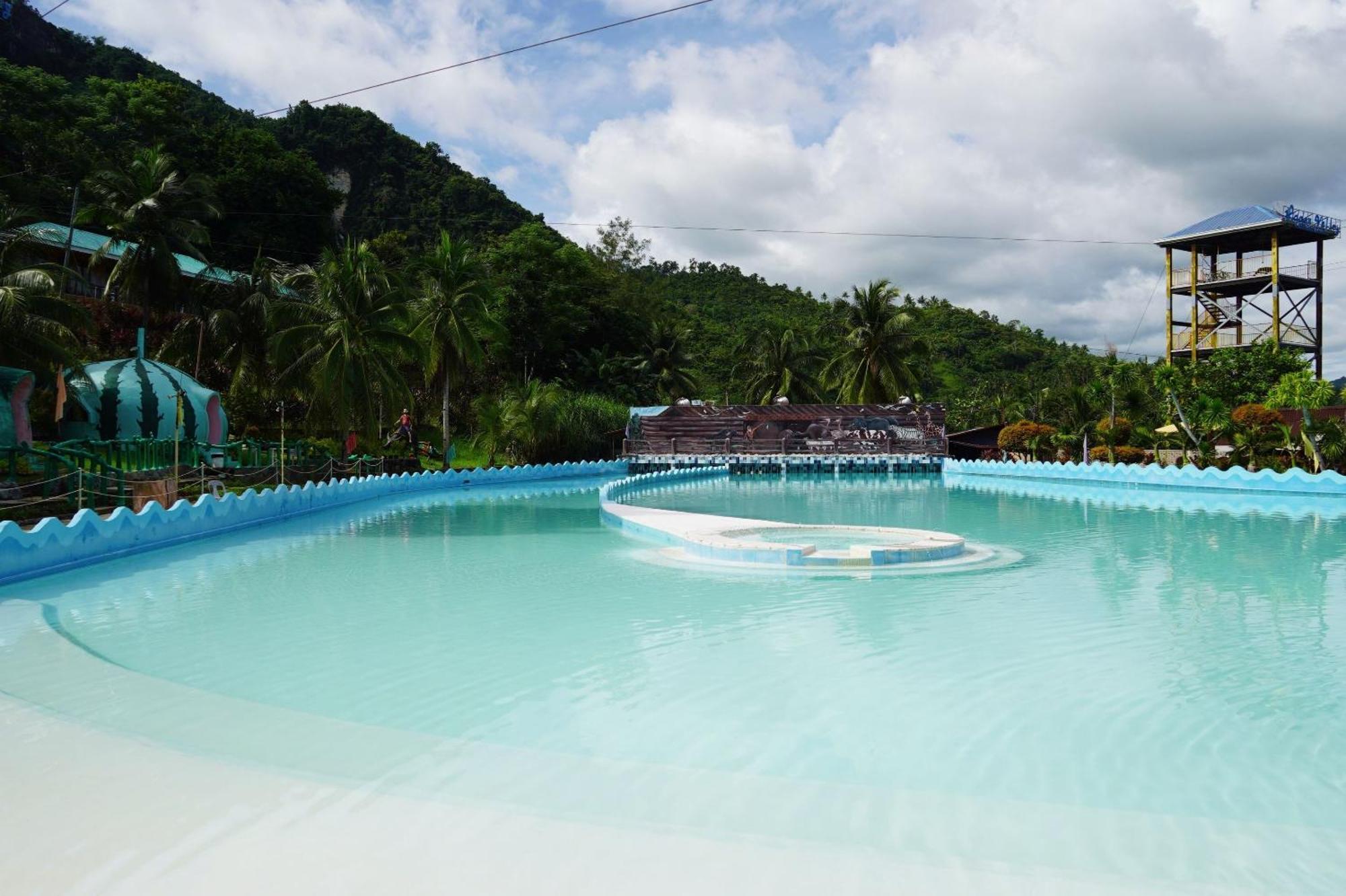 Hidden Valley Mountain And Wavepool Resort Pinamungahan Kültér fotó